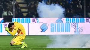 LPL冠军打野身败名裂！1场比赛被抢3条龙，观众：BLG是对的