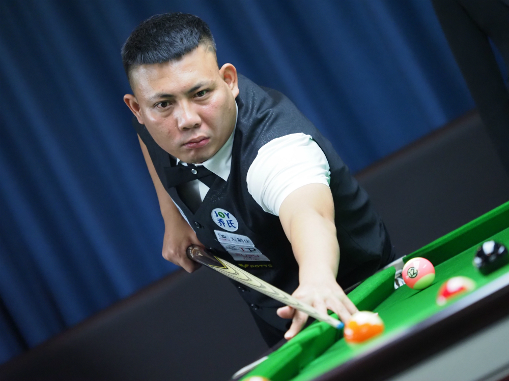 他是球队的 他是球队的